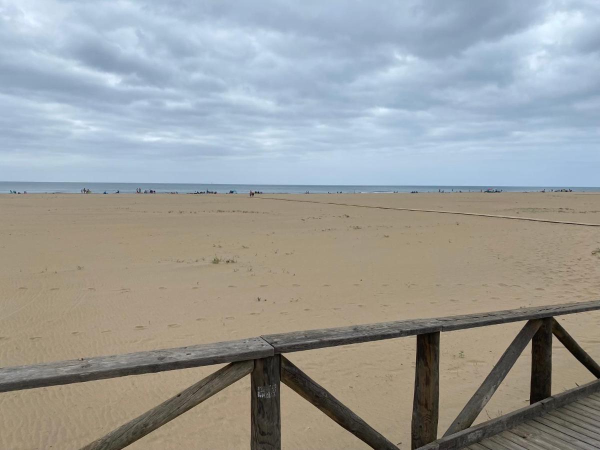 Apartamento Primera Linea De Playa Ісла-Канела Екстер'єр фото