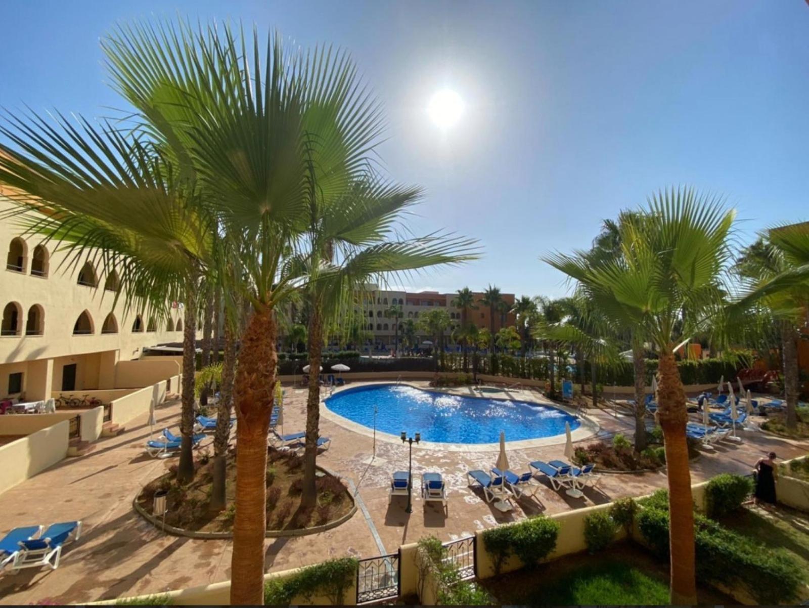 Apartamento Primera Linea De Playa Ісла-Канела Екстер'єр фото